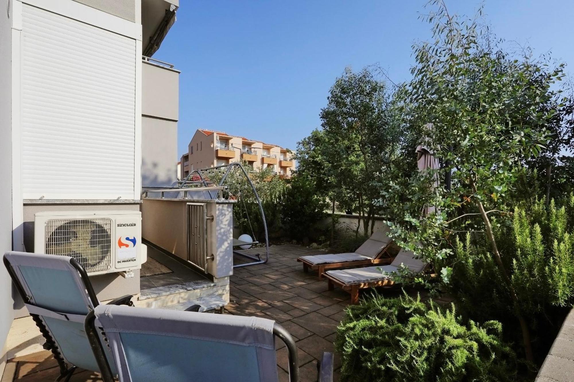 Apartment Secret Garden 3 Zaton  Bagian luar foto